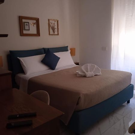 B&B Suite And Rooms San Giovanni โรม ภายนอก รูปภาพ