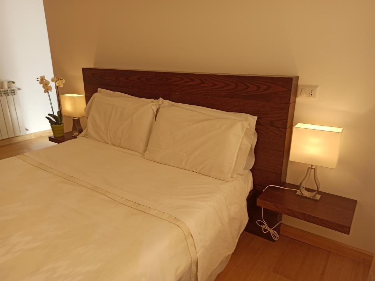B&B Suite And Rooms San Giovanni โรม ภายนอก รูปภาพ