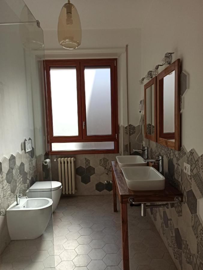 B&B Suite And Rooms San Giovanni โรม ภายนอก รูปภาพ