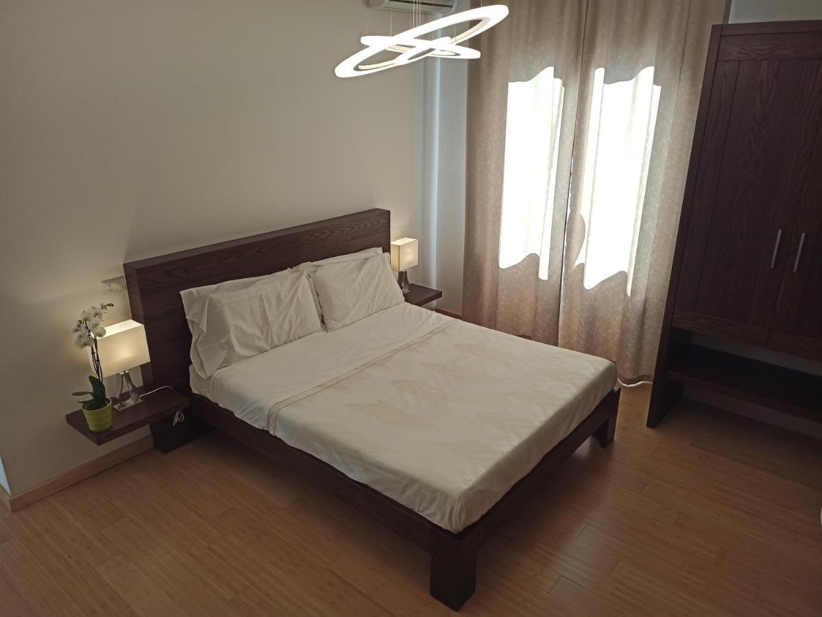 B&B Suite And Rooms San Giovanni โรม ภายนอก รูปภาพ