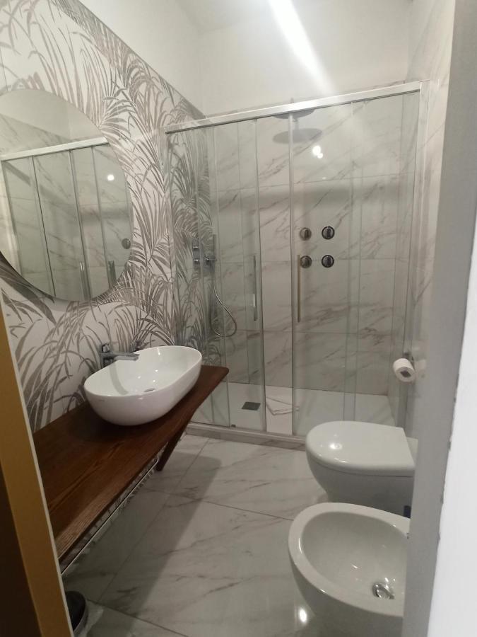 B&B Suite And Rooms San Giovanni โรม ภายนอก รูปภาพ