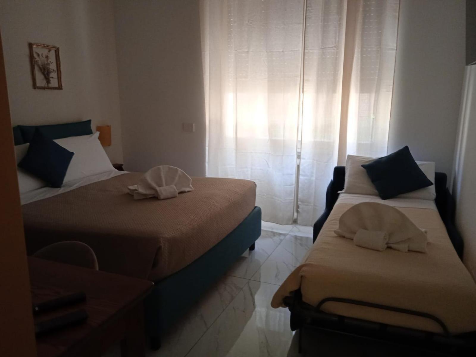 B&B Suite And Rooms San Giovanni โรม ภายนอก รูปภาพ